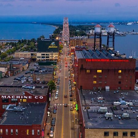 The Suites Hotel At Waterfront Plaza Duluth Bagian luar foto
