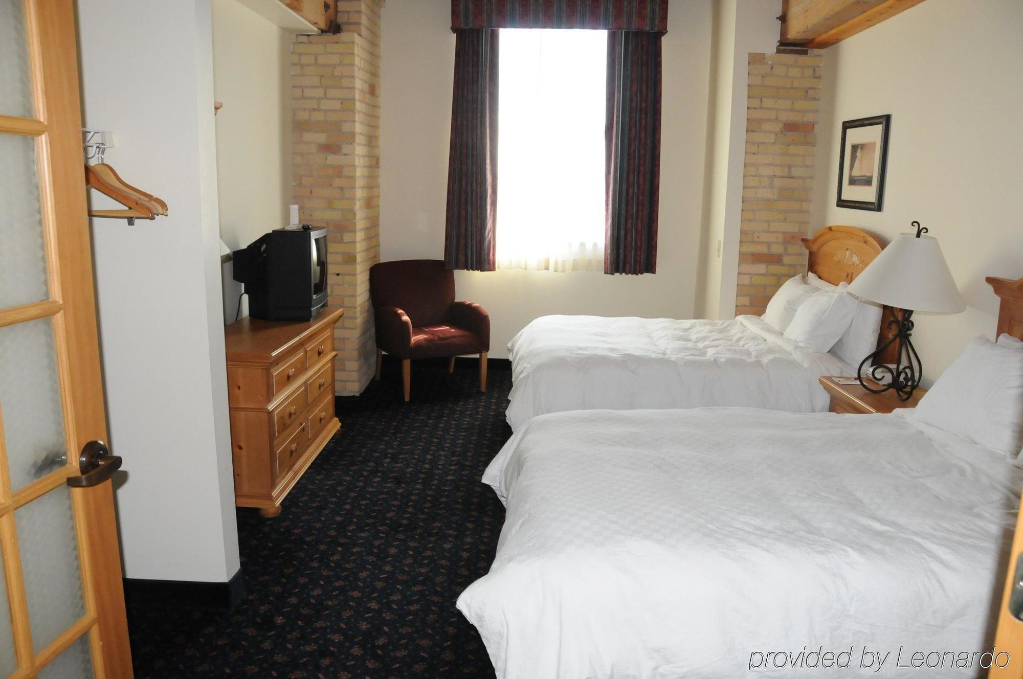The Suites Hotel At Waterfront Plaza Duluth Ruang foto