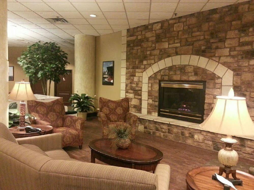 The Suites Hotel At Waterfront Plaza Duluth Bagian luar foto